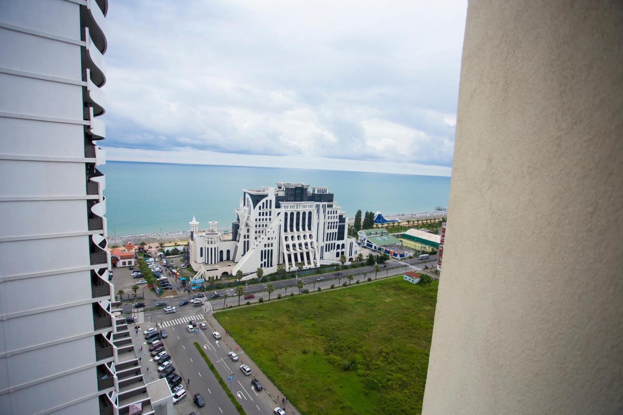 Hotel Corner Inn Batumi Phòng bức ảnh